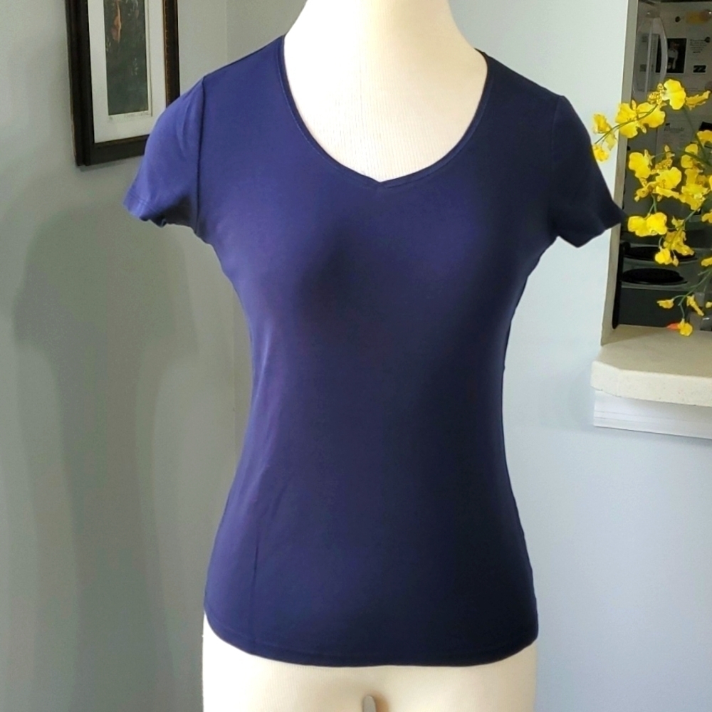 THE TALBOTS TEE, nave blue short sleeves. Small petite.